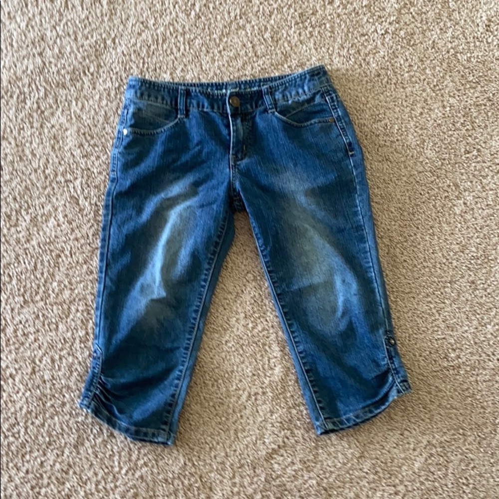 navy blue bermuda jeans
